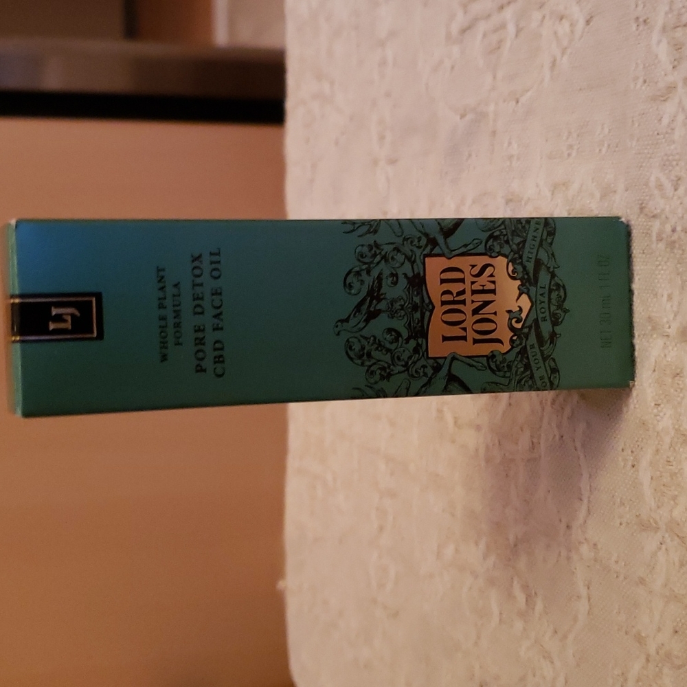 Lord Jones pore detox face oil